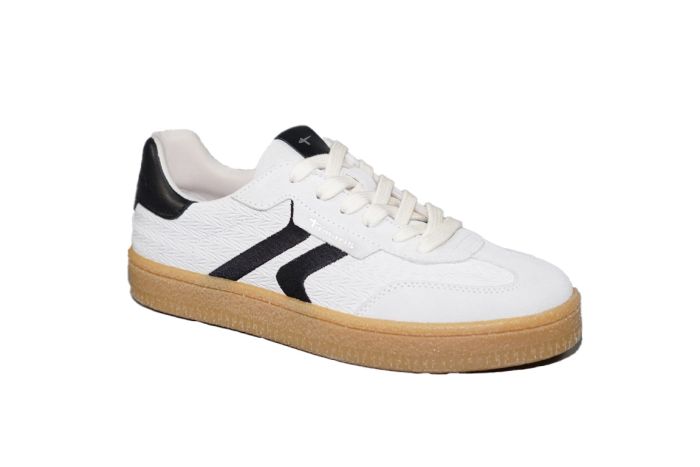 Tamaris Sneaker in ivoor suede platte zool