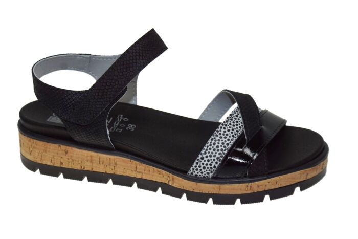 Common Pairs sandaal in zwart kruisbanden