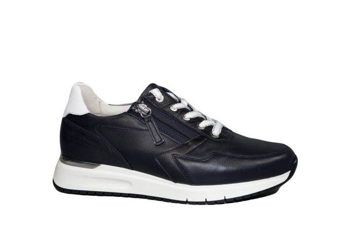 Gabor sneaker in glad blauw leer