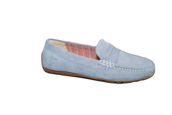 Sioux moccasin in licht blauw suede