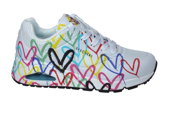 Skechers sneaker in wit met hartjes