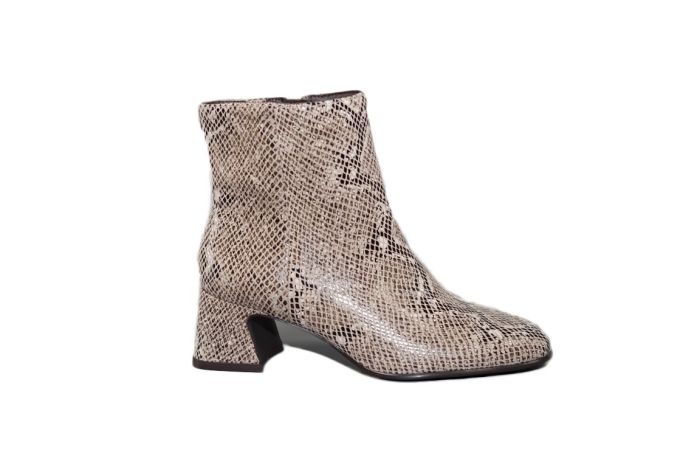 Tamaris enkellaars in beige snake op 55 mm hak