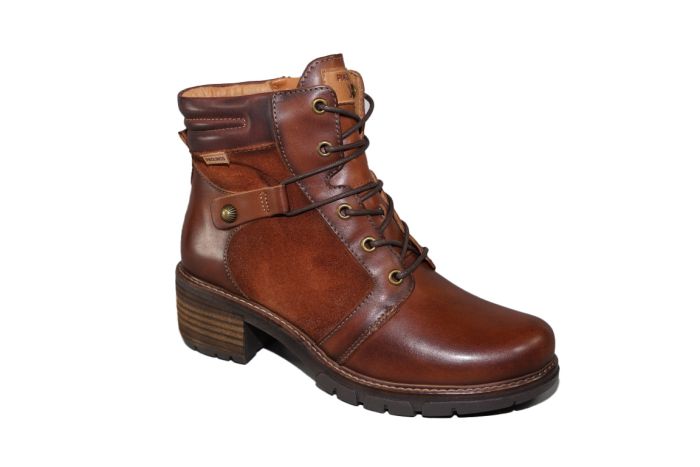 Pikolinos enkelboot met veter in cognac leer