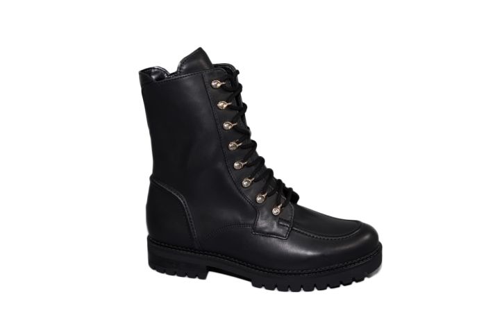 Gabor Bikerboot in zwart leer met gouden haakjes