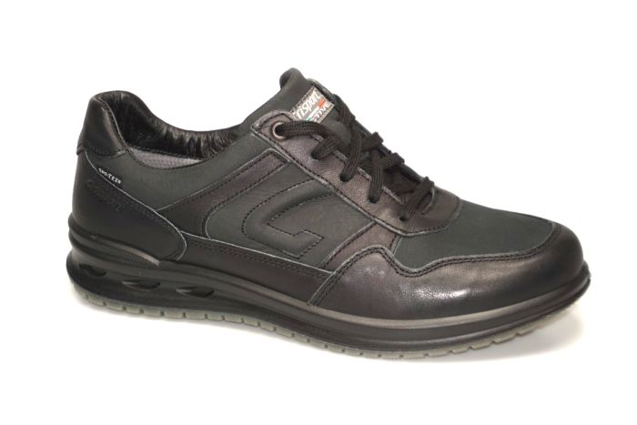 Gri-Sport veterschoen in zwart leer klein gat