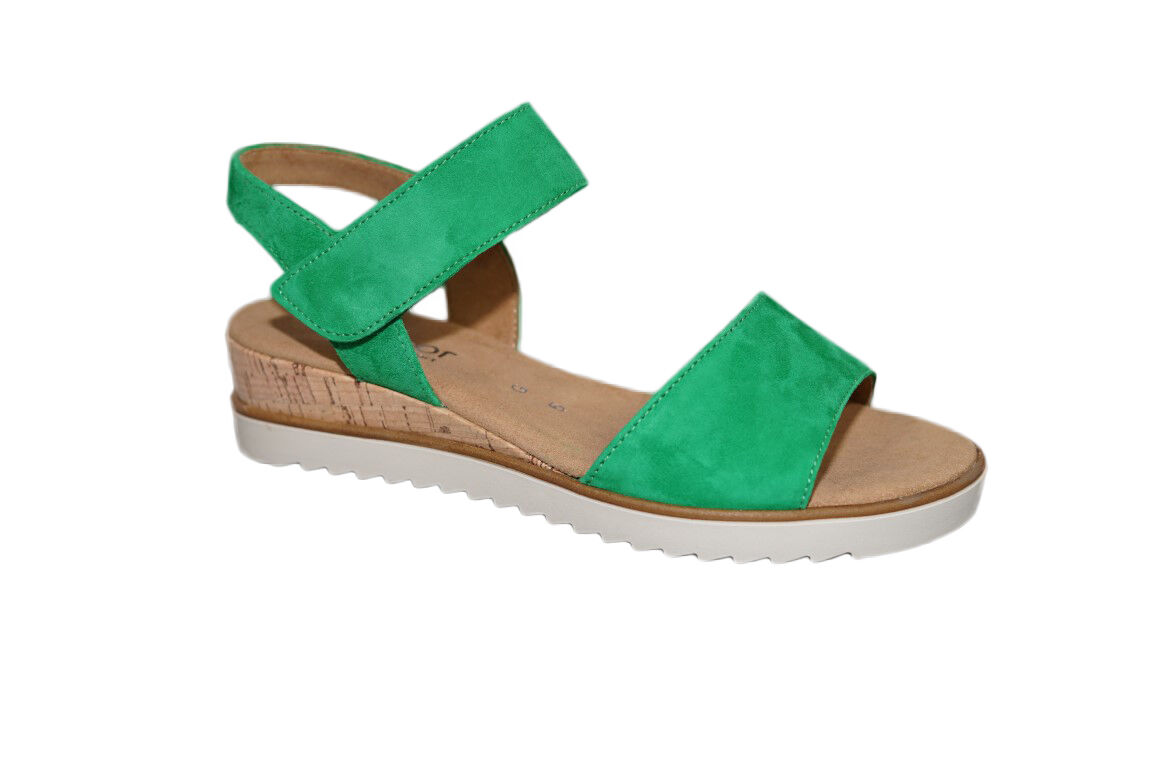 heuvel Het pad cel Gabor sandaal in groen op klein sleehakje online kopen bij Koetsier  Schoenmode. 22.750-22 | Koetsier Schoenmode