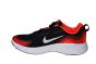 Nike Wearallday in Zwart en rood combi